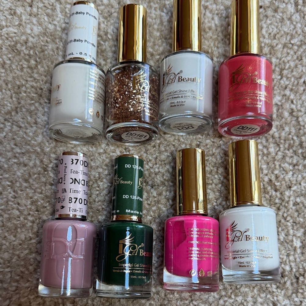 Nail polish….Pink, Red/orange, Green, 3 Whites, Gold,mauve.